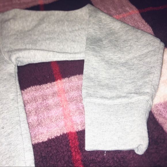 Calvin Klein Crewneck Sweatshirt - Picture 4 of 6